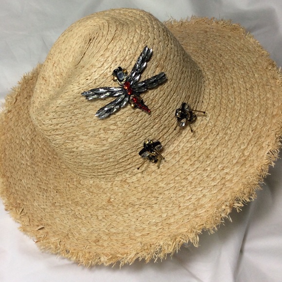 Steve Madden Accessories - Steve Madden Straw Dragonfly Hat NEW!